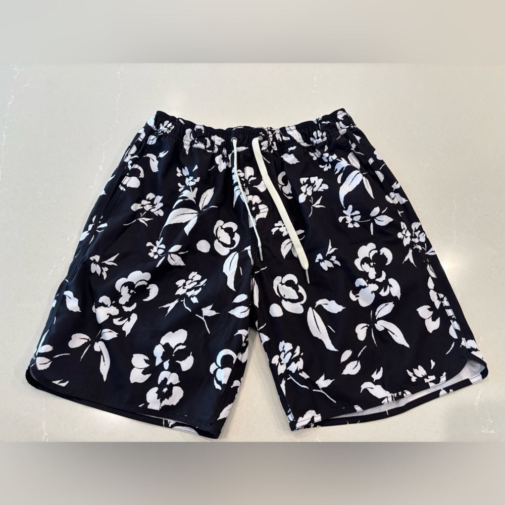 Fair Harbor size medium swim suit